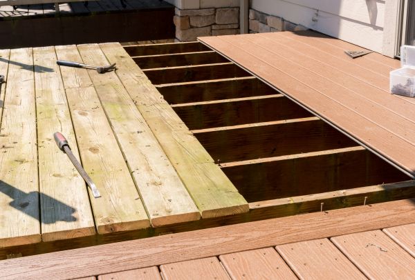 Cost of Deck Floor Replacement in Mason
