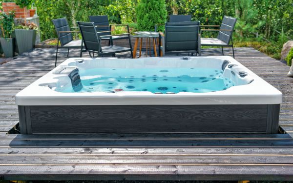 Cost of Spa Deck Remodeling in Mason
