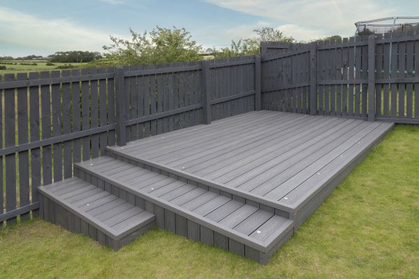Cost of Vinyl Deck Construction in Mason